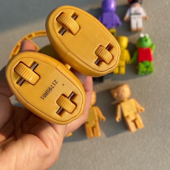 Bundle of Ryan’s World figures Lot - Picture 6 of 7